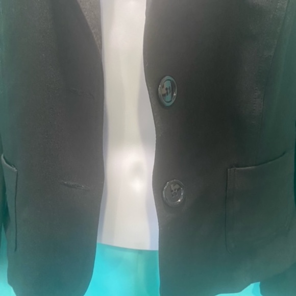 Black Juniors Blazer - Picture 11 of 11